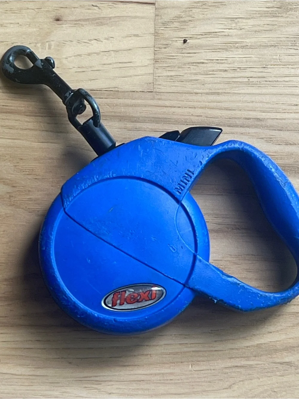 Flexi MINI Retractable Dog Leash for Small Breeds Blue Plastic 10 Feet
